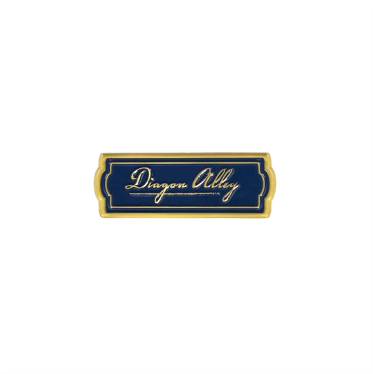 Book cover of: Pin Badge - Harry Potter (Diagon Alley)