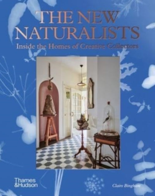 Book cover of: New Naturalists. By: Claire Bingham