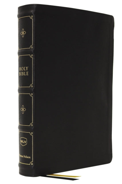 Book cover of: NKJV, Large Print Verse-by-Verse Reference Bible, Maclaren Series, Leathersoft, Black, Comfort Print. By: Thomas Thomas Nelson