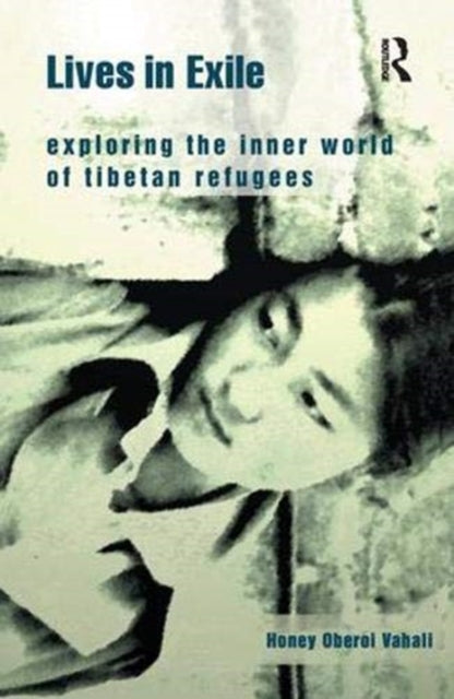 Book cover of: Lives in Exile. By: Honey Oberoi Vahali