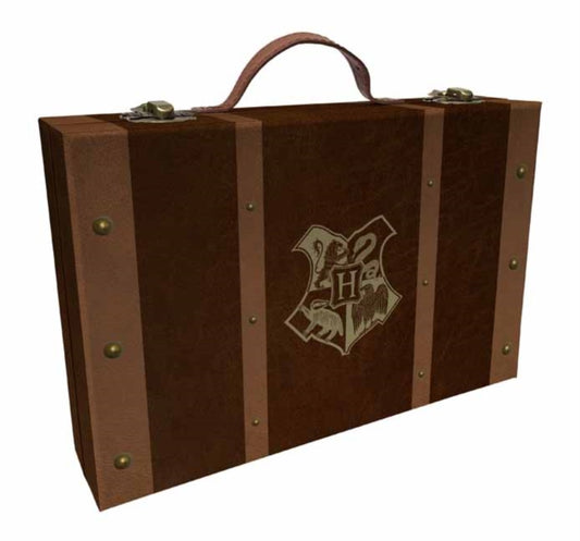 Book cover of: Harry Potter: Back to Hogwarts Travel Set