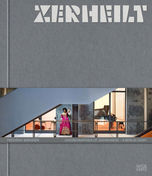 Book cover of: Zerheilt. By: Frederic Brenner